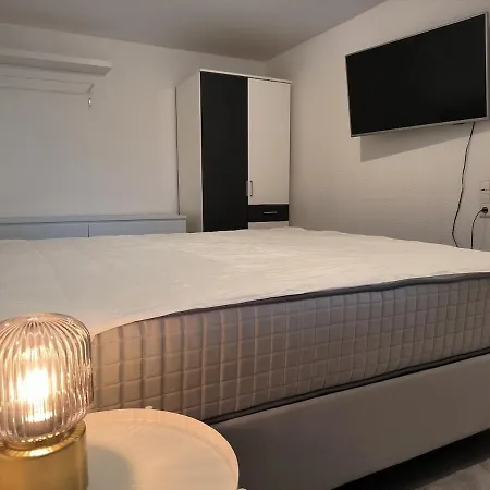 Appartement Ground Floor 1br W Patio, 5 Min To Rab