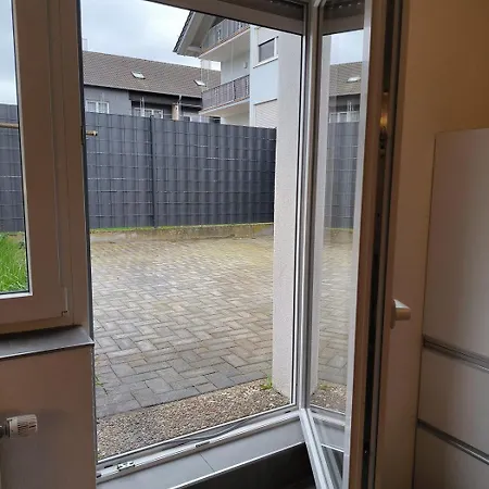 Ground Floor 1br W Patio, 5 Min To Rab Appartement *